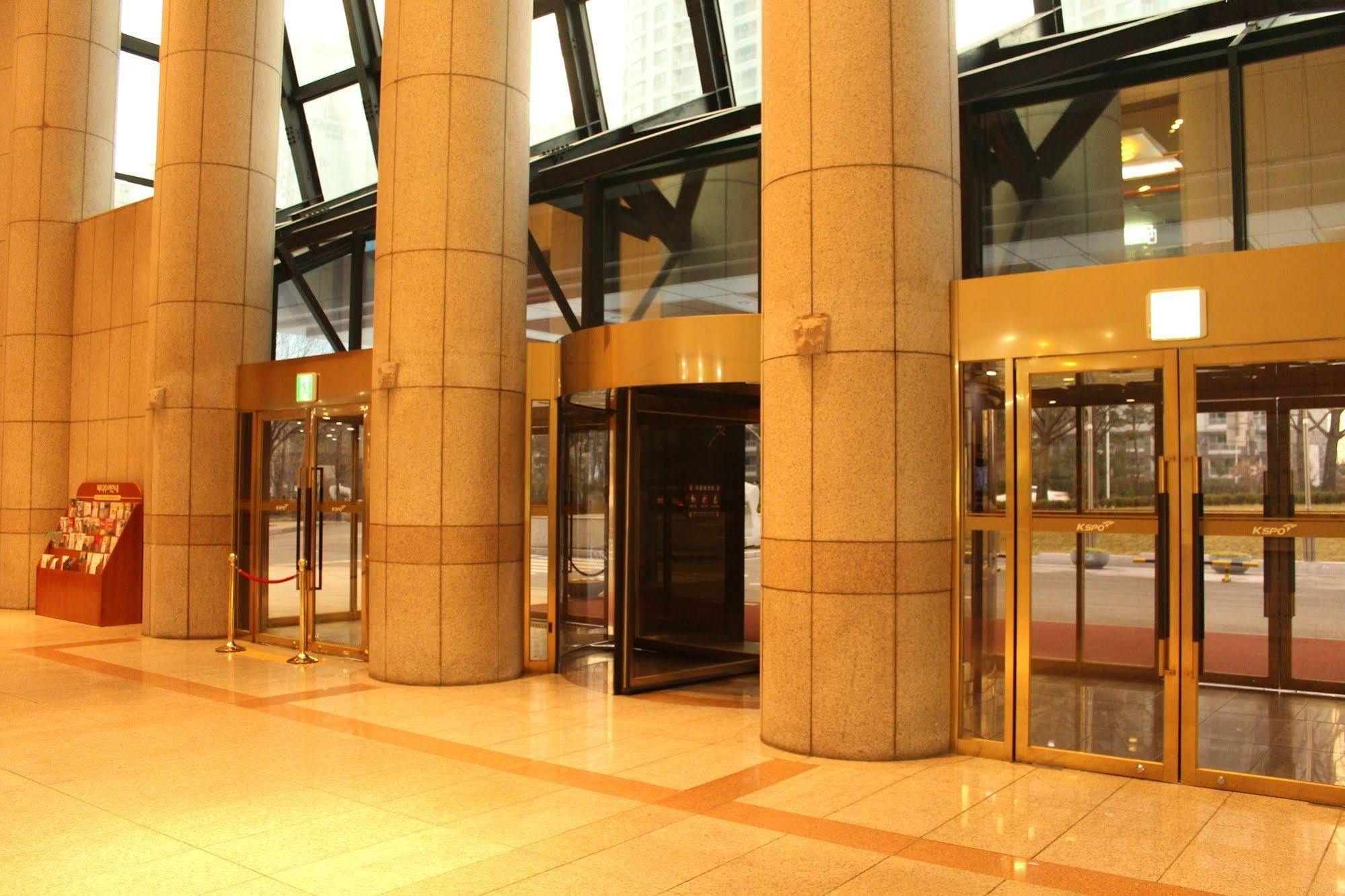 Seoul Olympic Parktel Hotel Exterior photo